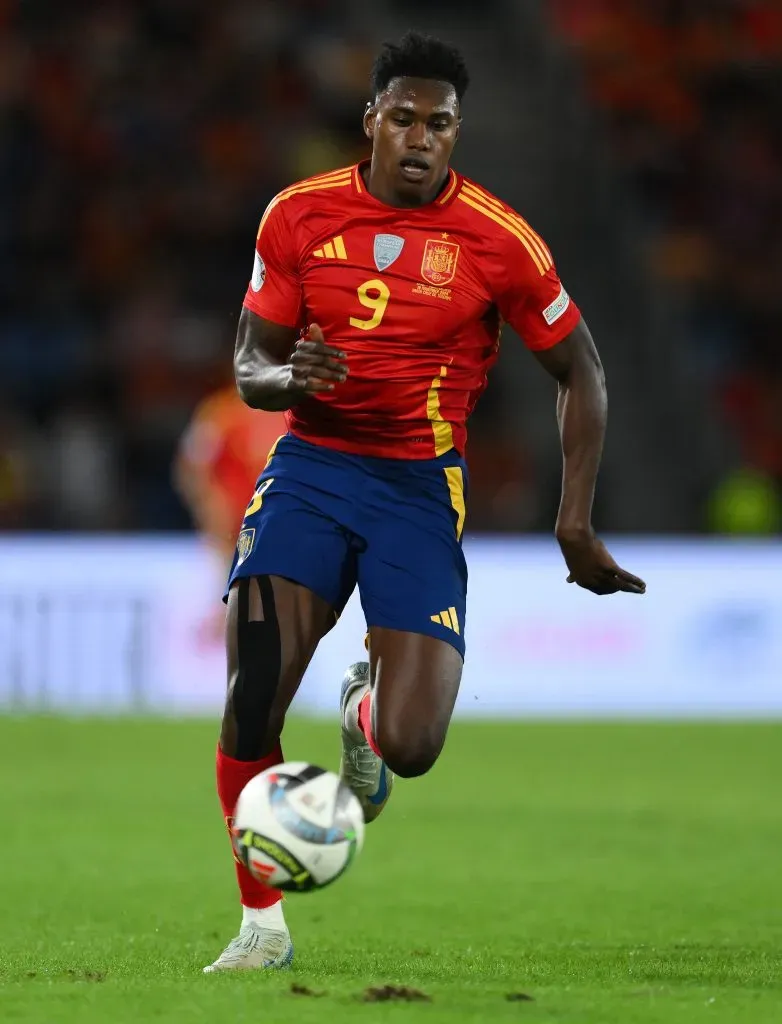 Samu a jogar por Espanha. Foto: David Ramos/Getty Images.
