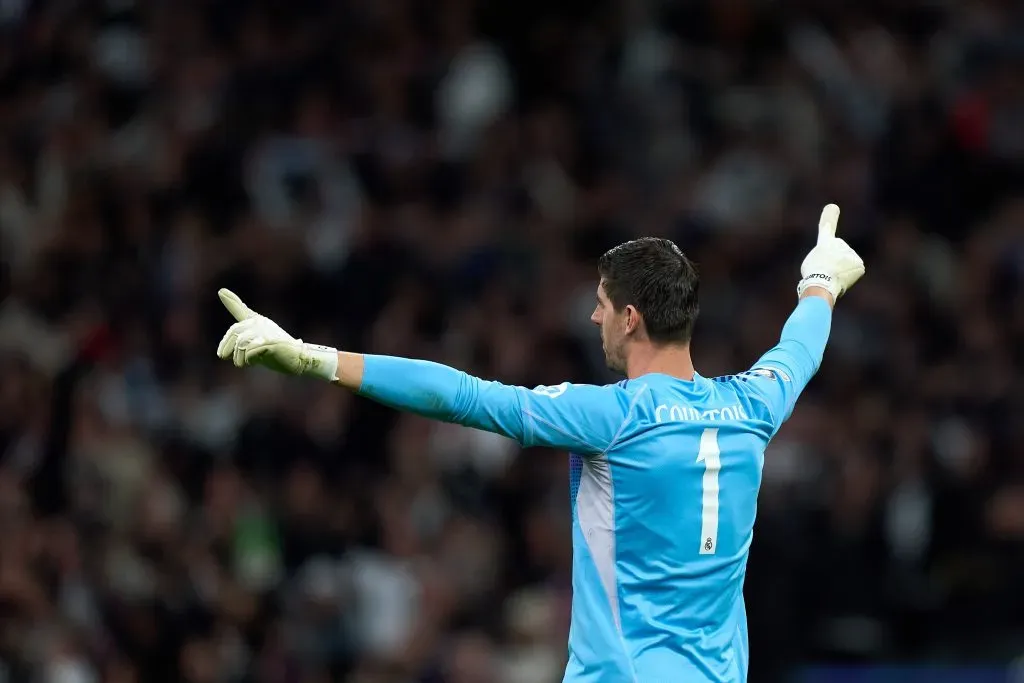 Thibaut Courtois festeja vitória do Real Madrid. Foto: Angel Martinez/Getty Images