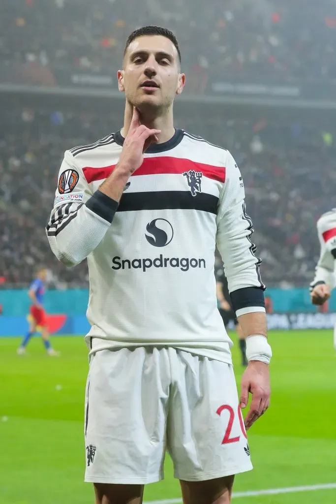 Diogo Dalot a celebrar o seu golo contra o FCSB. Foto: Vasile Mihai-Antonio/Getty Images.