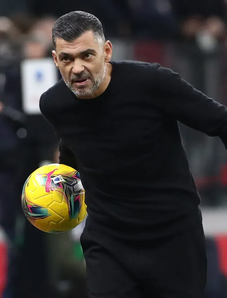 Sérgio Conceição fez a antevisão do jogo, em conferência de imprensa. Foto: Marco Luzzani/Getty Images.