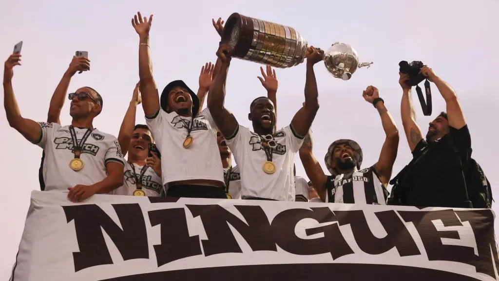 Angolano Bastos Quissanga atua no Botafogo. Foto: Getty Images.