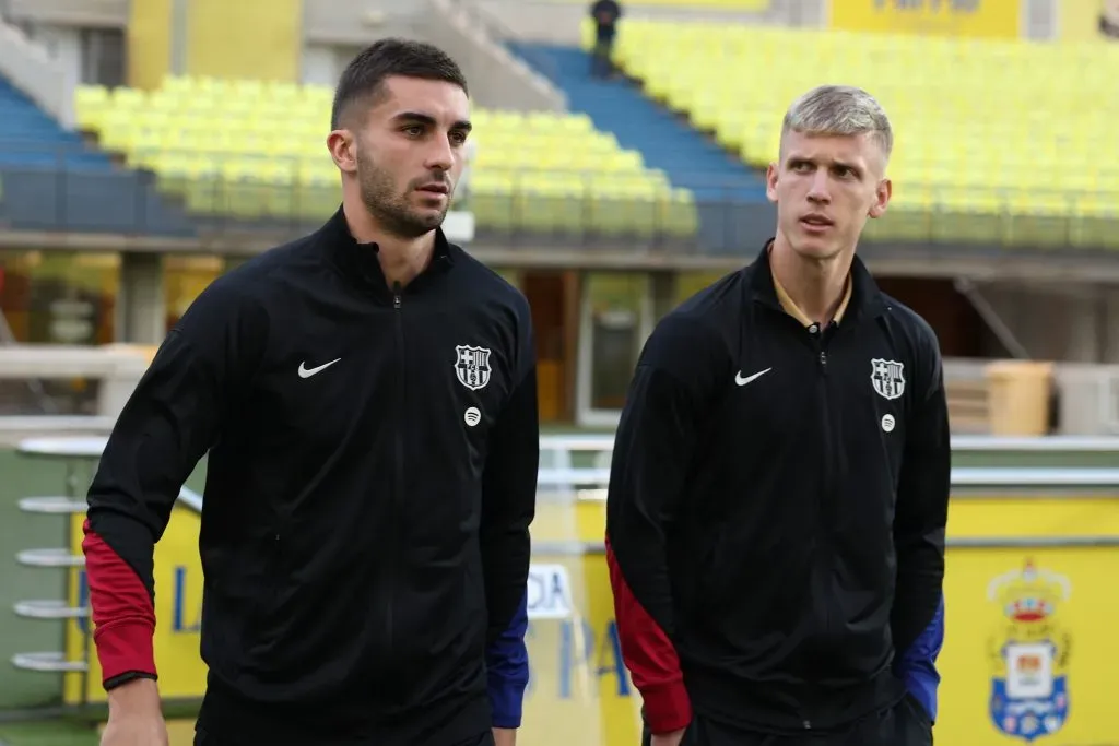 Ferran Torres e Dani Olmo, jogadores do Barcelona. Foto: Getty Images