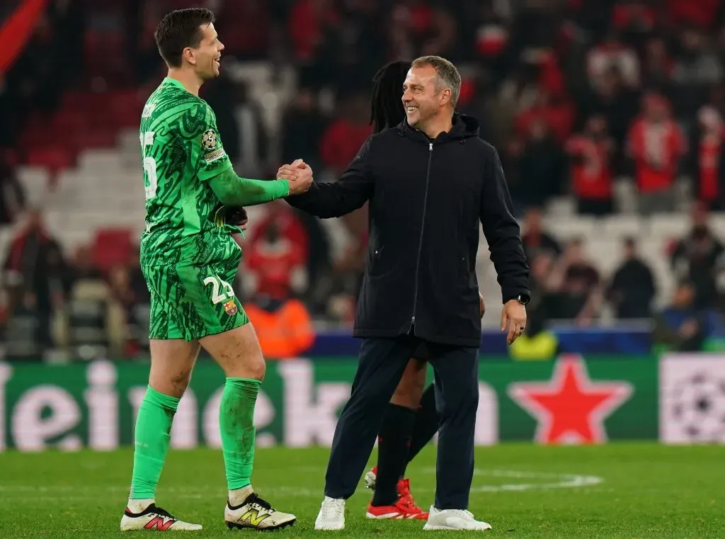 Wojciech Szczesny cumprimenta Hansi Flick. Foto: Getty Images