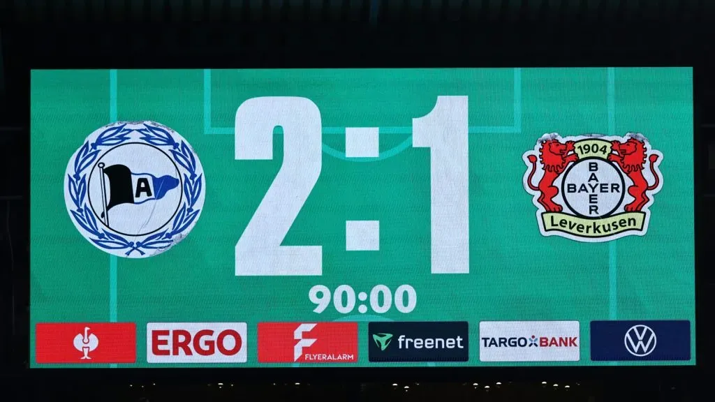Arminia Bielefeld eliminou Bayer Leverkusen nas meias-finais. Foto: Getty Images.