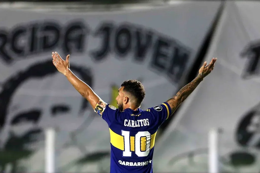 Carlos Tévez terminou a sua carreira profissional onde começou: no Boca Juniors. Foto: Guilherme Calvo-Pool/Getty Images.