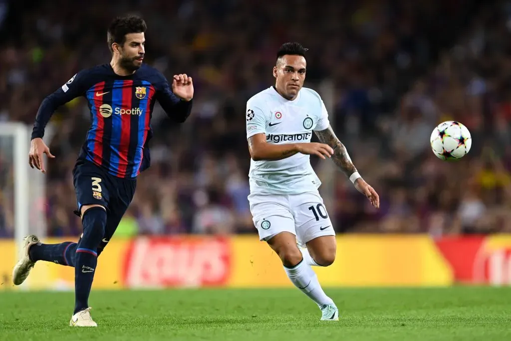 Lautaro Martínez no último jogo contra o Barcelona. Foto: Getty Images