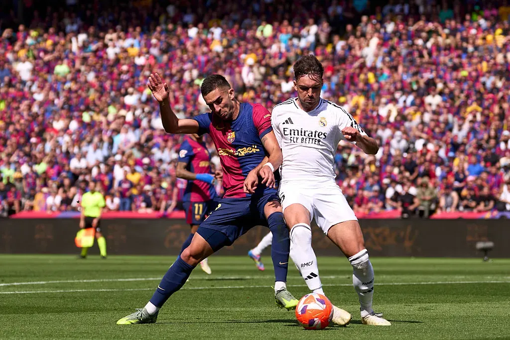 Ferran Torres durante o El Clásico. Foto: Getty Images
