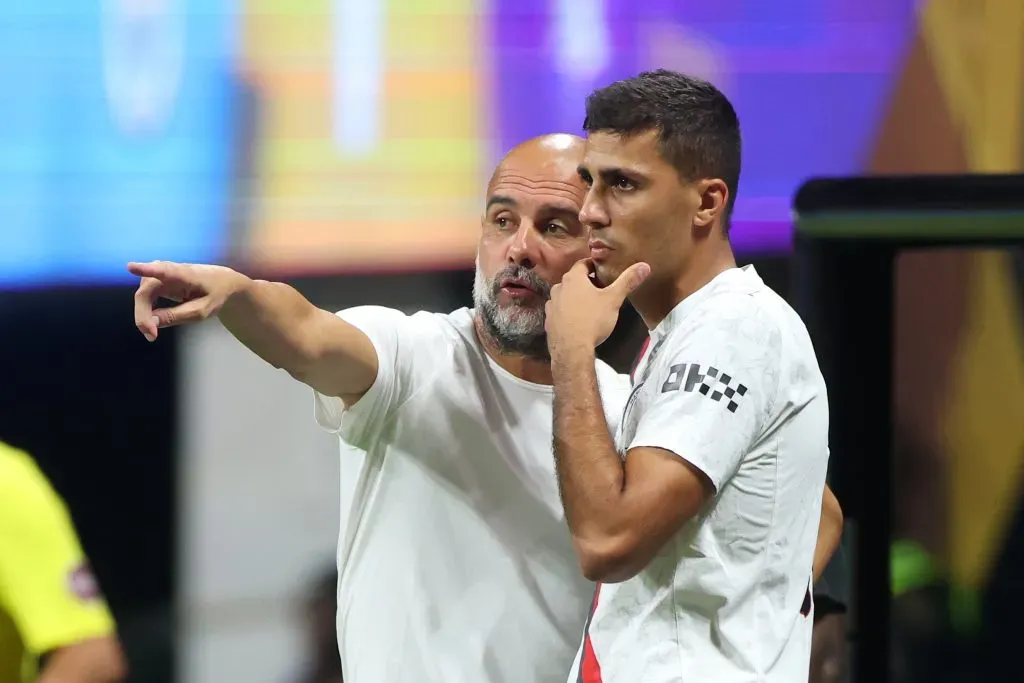 Pep Guardiola com Rodri no Mundial de Clubes. Foto: Getty Images