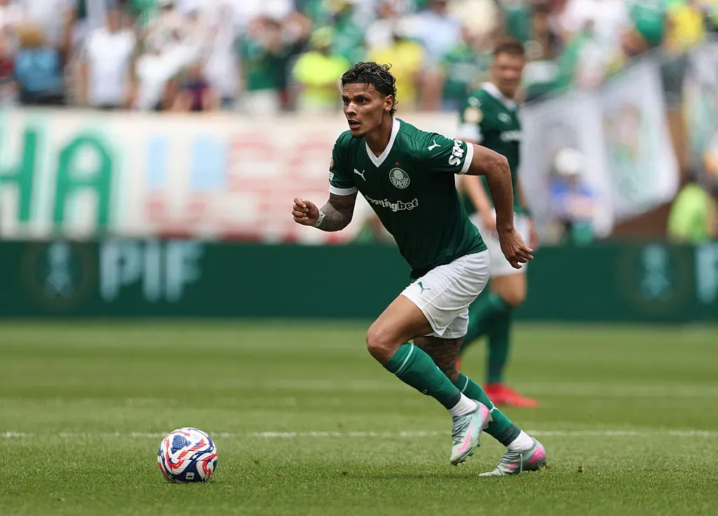 Richard Ríos em ação no Mundial de Clubes. Foto: Getty Images
