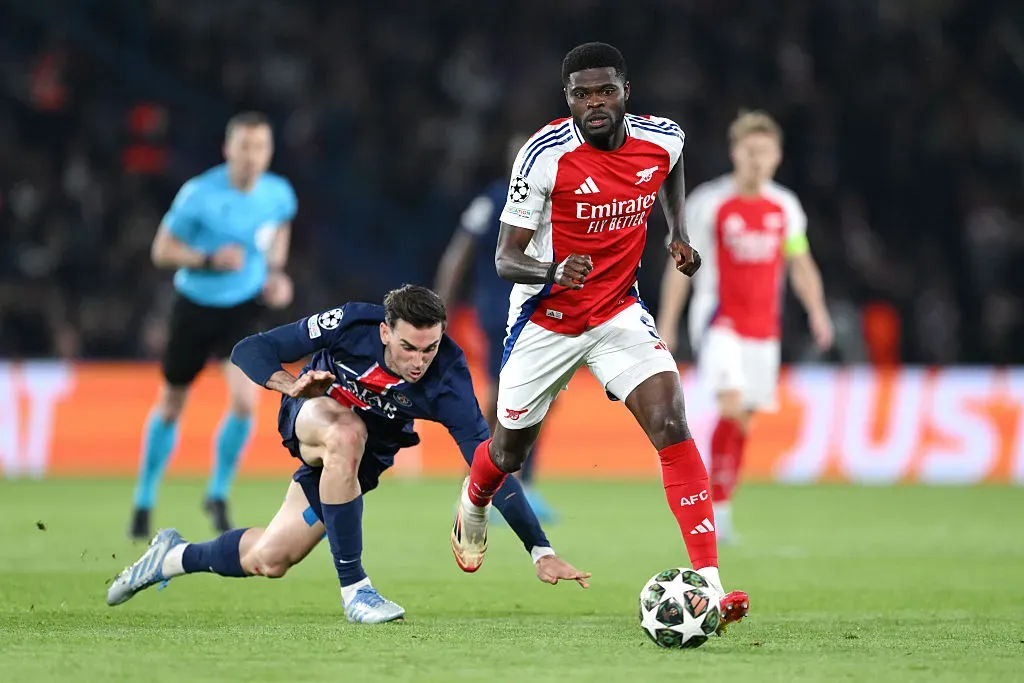 Partey em ação contra o PSG na Champions League. Foto: Getty Images