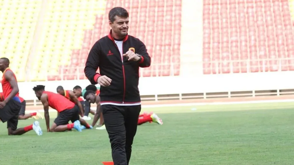 Pedro Gonçalves, selecionador de Angola. Foto: FAF