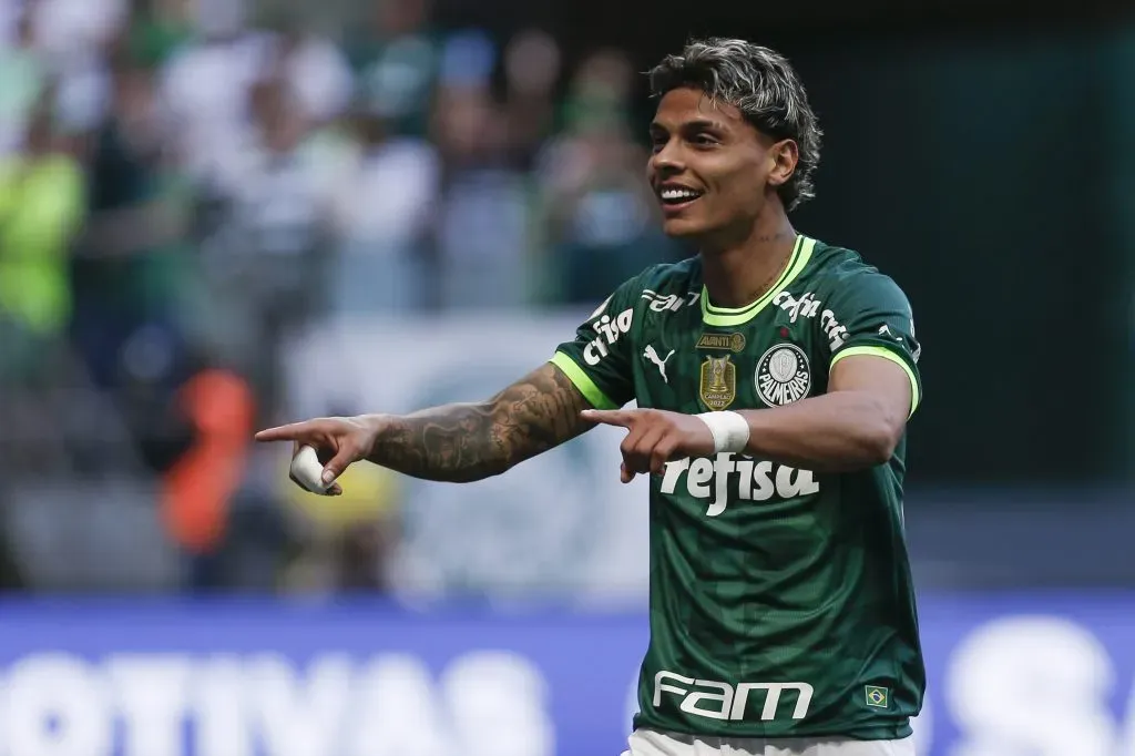 (Photo by Ricardo Moreira/Getty Images)