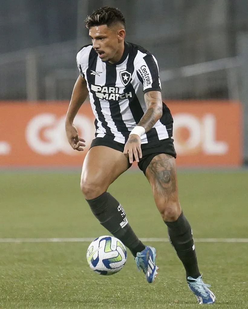 Tiquinho Soares teve a chance de ampliar o placar. Foto: Flickr Oficial Botafogo FR/Vitor Silva