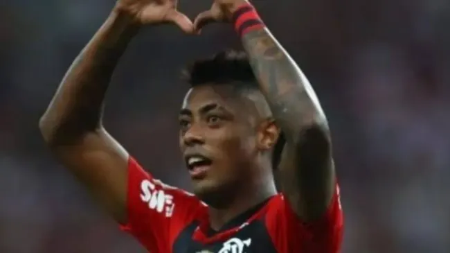 O novo vínculo com o Flamengo tem a duração de três anos  (Foto: Gilvan de Souza / Flamengo / Divulgação)