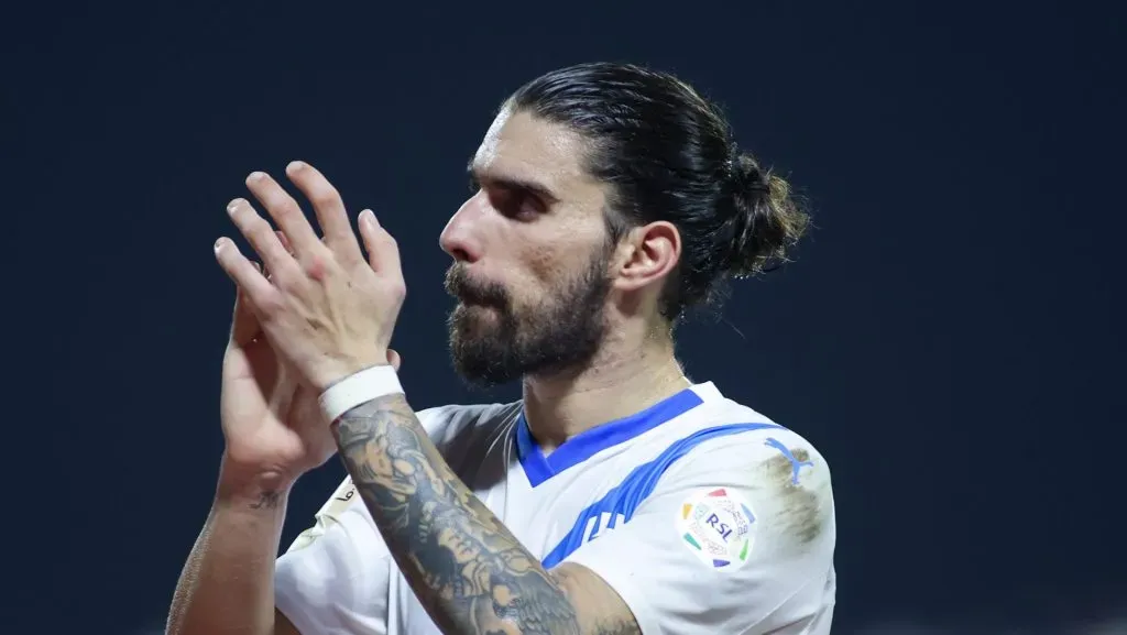 ‘Parceiro’ de Neymar está descontente e pode deixar o Al-Hilal em janeiro; Tottenham, Arsenal, Milan e Newcastle entre os interessados (Photo by Yasser Bakhsh/Getty Images)