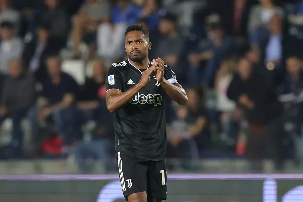Alex Sandro pela Juventus. (Photo by Gabriele Maltinti/Getty Images)
