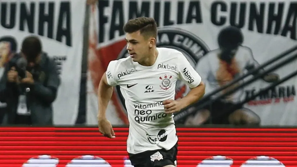 Plano B: Barcelona define destaque do Campeonato Brasileiro como substituto de Gavi e pode pagar até R$159 Milhões (Photo by Ricardo Moreira/Getty Images)