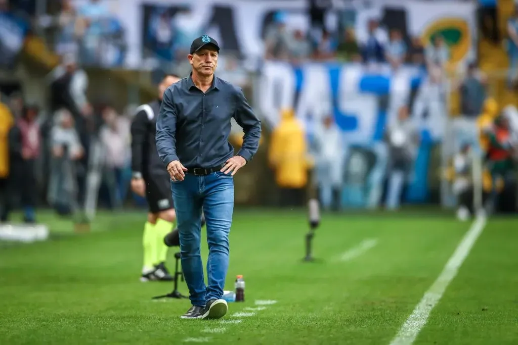 RS – FUTEBOL/CAMPEONATO BRASILEIRO 2023/GREMIO X CORINTHIANS – ESPORTES – Lance da partida entre Gremio e Corinthians disputada na tarde deste domingo na Arena do Gremio, em partida valida pela Campeonato Brasileiro 2023. FOTO: LUCAS UEBEL/GREMIO FBPA