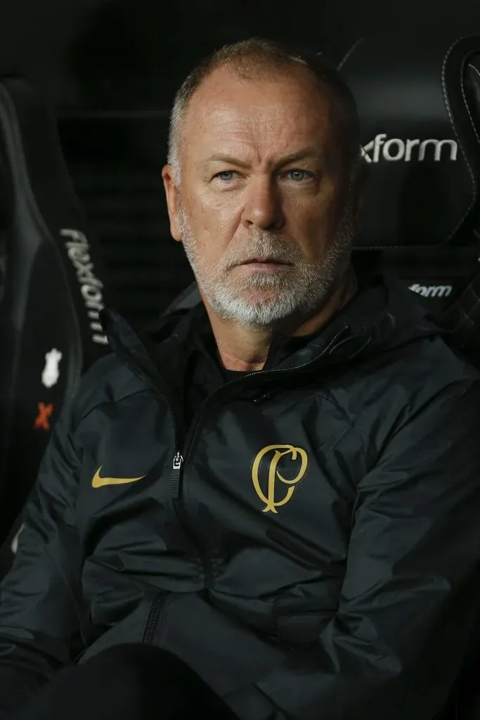 Mano Menezes comenta sobre derrota – (Photo by Ricardo Moreira/Getty Images)