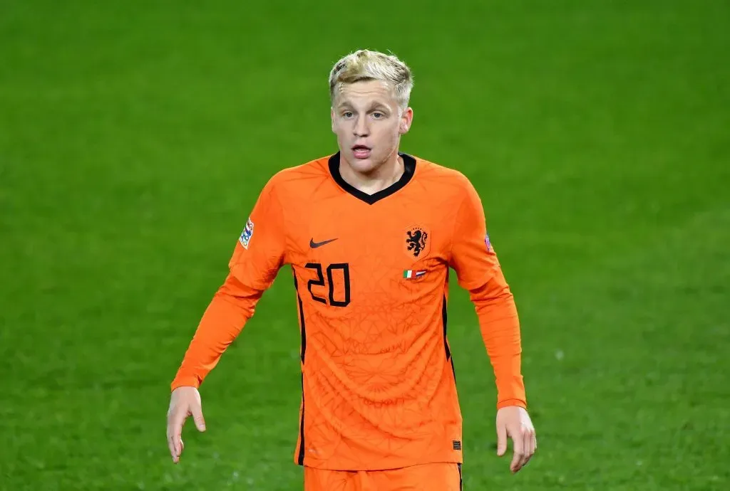 Newcastle tem grande interesse em contratar Van de Beek em janeiro. (Photo by Alessandro Sabattini/Getty Images)
