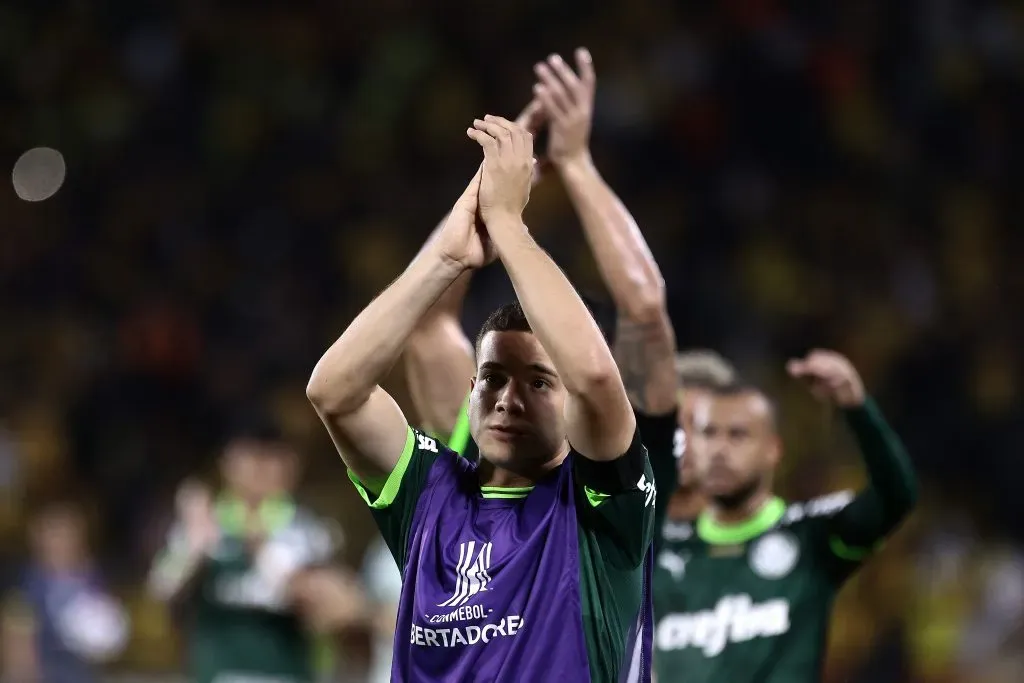 GUAYAQUIL, EQUADOR – MAIO 03: Fabinho do Palmeiras comemora após vencer partida do Grupo C da Copa CONMEBOL Libertadores 2023 entre Barcelona SC e Palmeiras no Estádio Monumental Isidro Romero Carbo em 03 de maio de 2023 em Guayaquil, Equador. (Foto: Franklin Jacome/Getty Images)