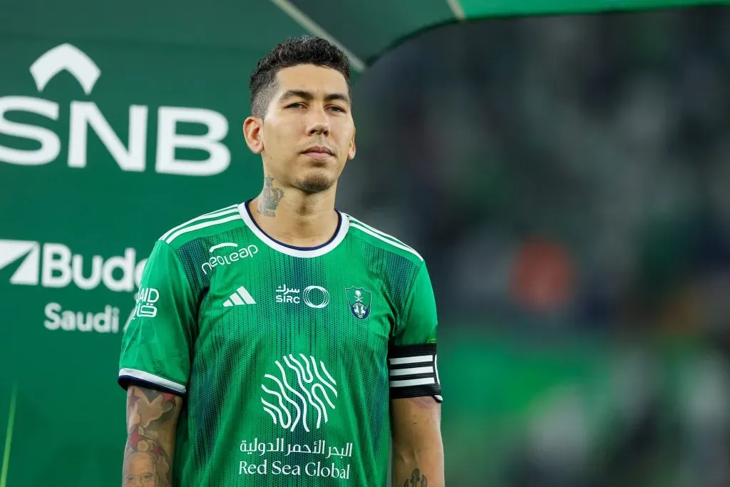 Firmino em ação pelo Al-Ahli (Photo by Yasser Bakhsh/Getty Images)