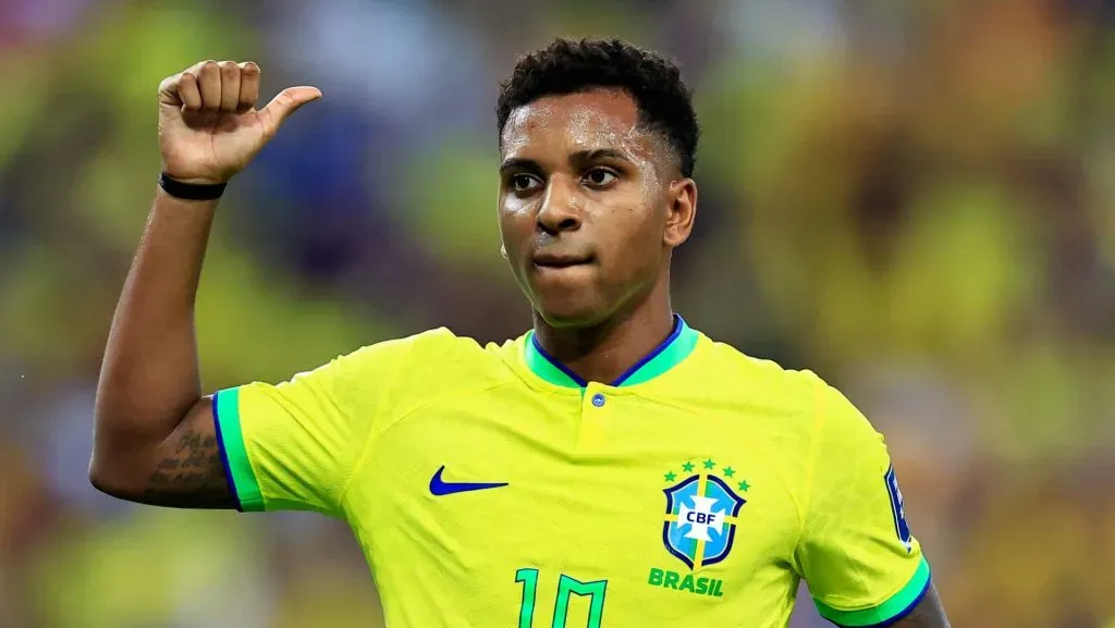 Diniz está pressionado: Seleção Brasileira cai no ranking da FIFA e ocupa pior posição em 7 anos; Lista foi atualizada (Photo by Buda Mendes/Getty Images)