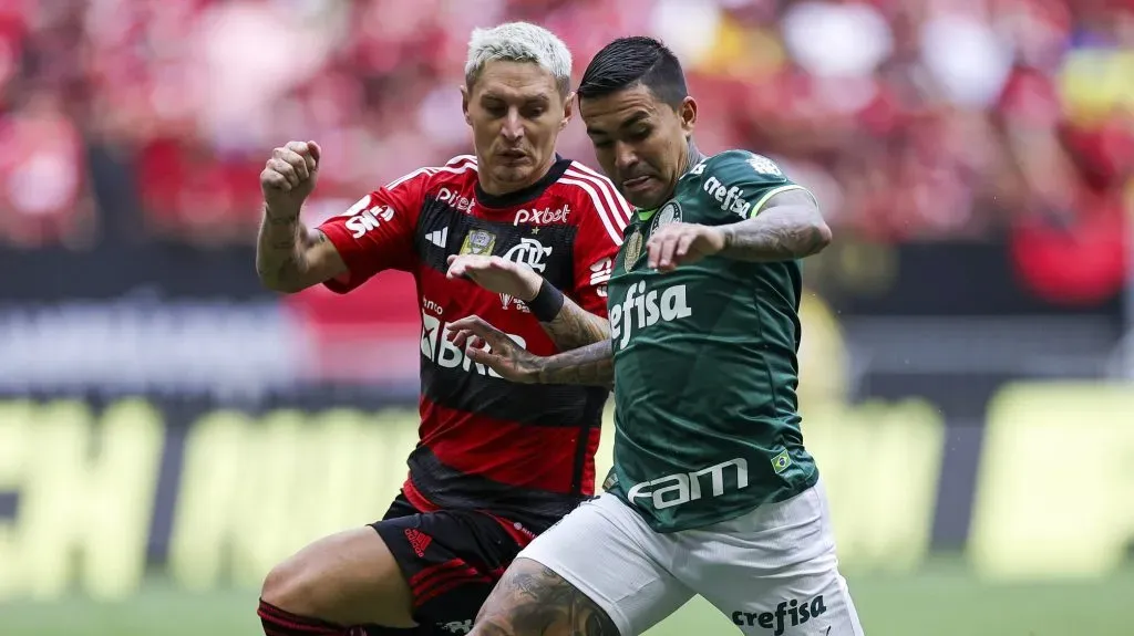 Mais um fora do Flamengo! Jogador é comunicado e vai deixar o clube em 2024; Campeão da Libertadores entre os principais interessados  (Photo by Buda Mendes/Getty Images)