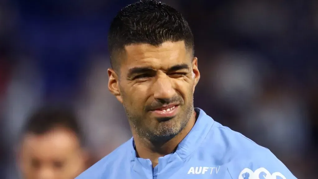 Suárez está de saída do Grêmio. (Photo by Marcos Brindicci/Getty Images)