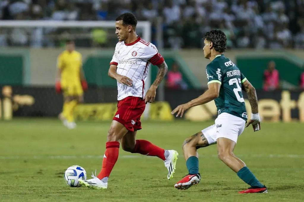 Alan Patrick em ação contra o Palmeiras. (Photo by Ricardo Moreira/Getty Images)