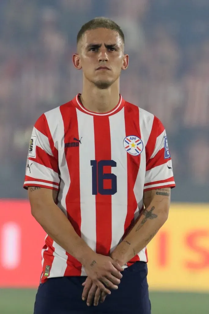 Rojas em ação pela Seleção. (Photo by Christian Alvarenga/Getty Images)