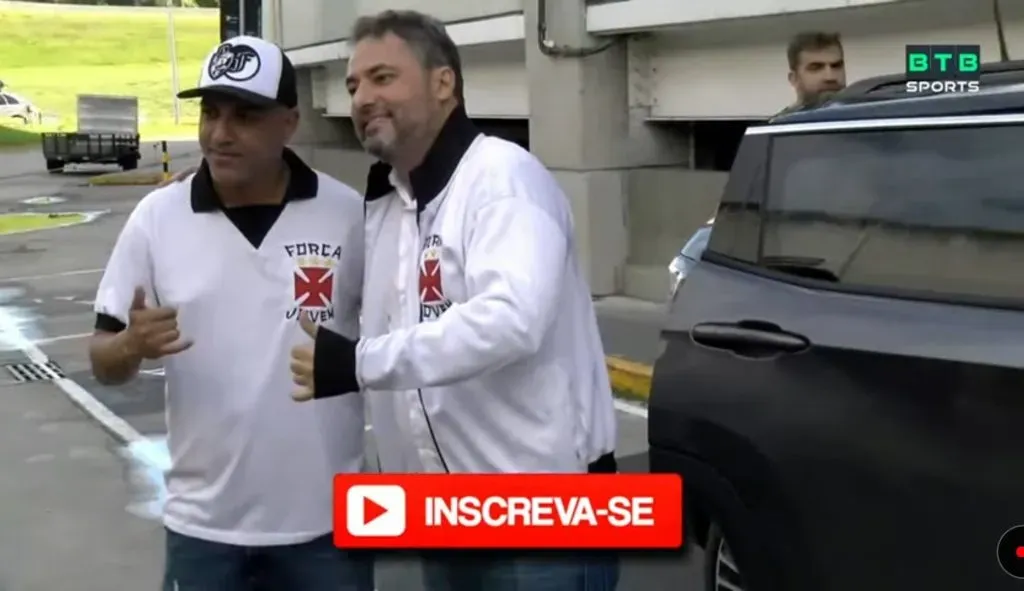 Alexandre veste o casaco da Força Jovem. Foto: Reprodução YouTube/BTB Sports