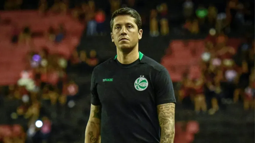 Thiago Carpini é alvo de campeão brasileiro para 2024. (Gabriel Tadiotto/E.C Juventude)