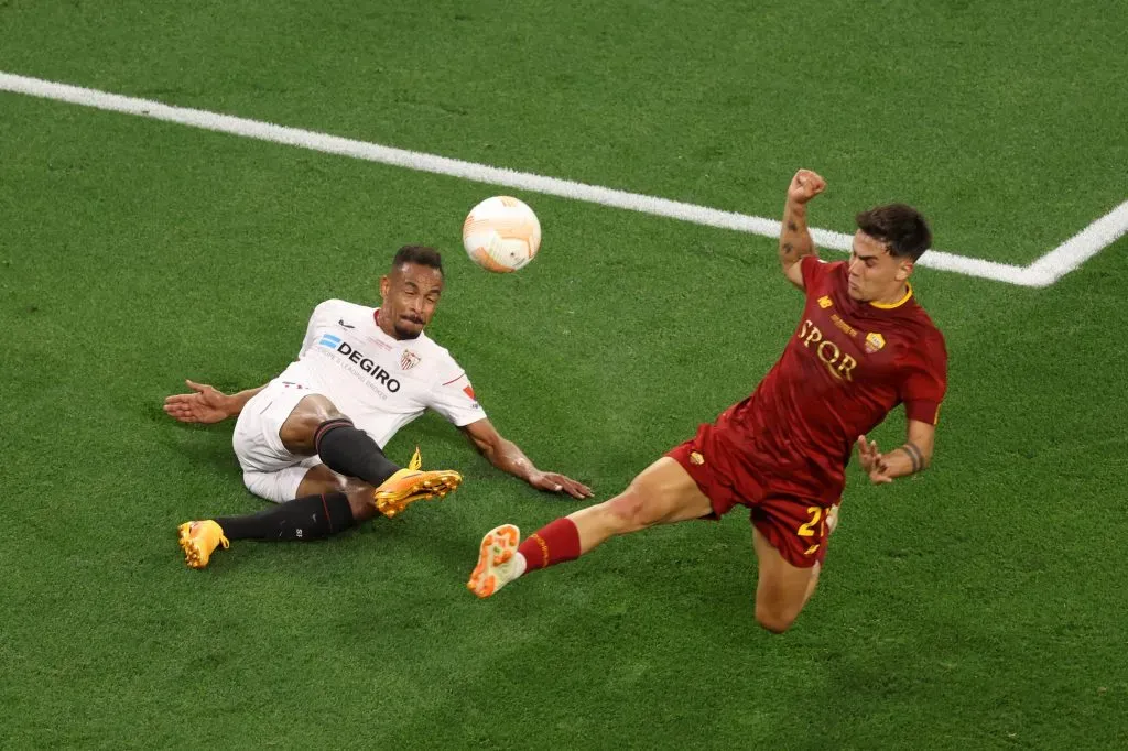 Fernando pelo Sevilla. (Photo by Alex Pantling/Getty Images)