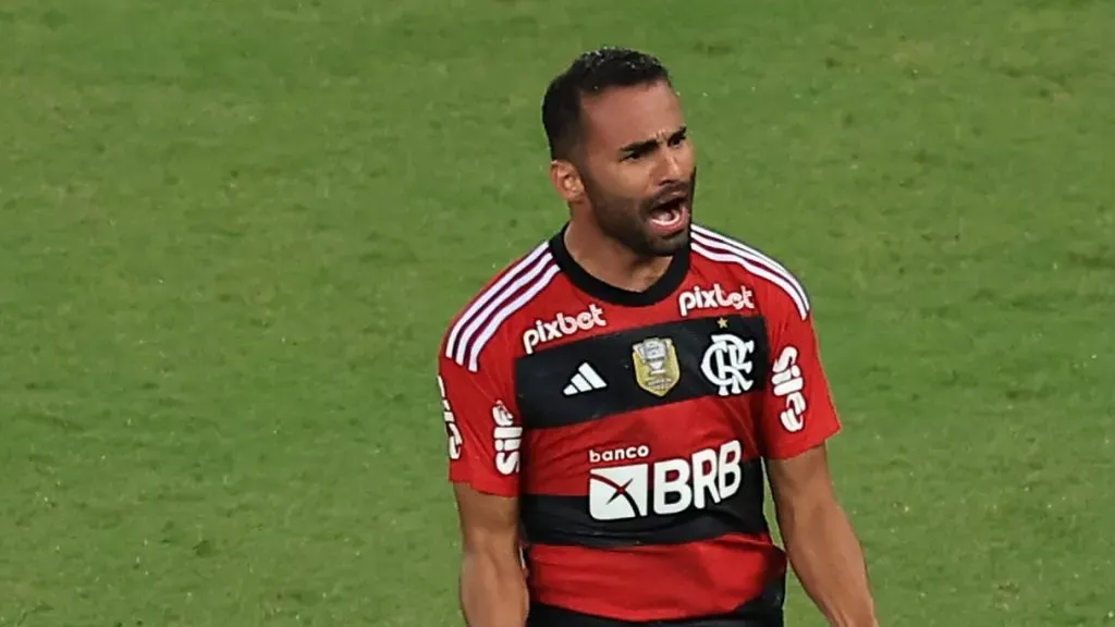 Thiago pode deixar o Flamengo. (Photo by Buda Mendes/Getty Images)