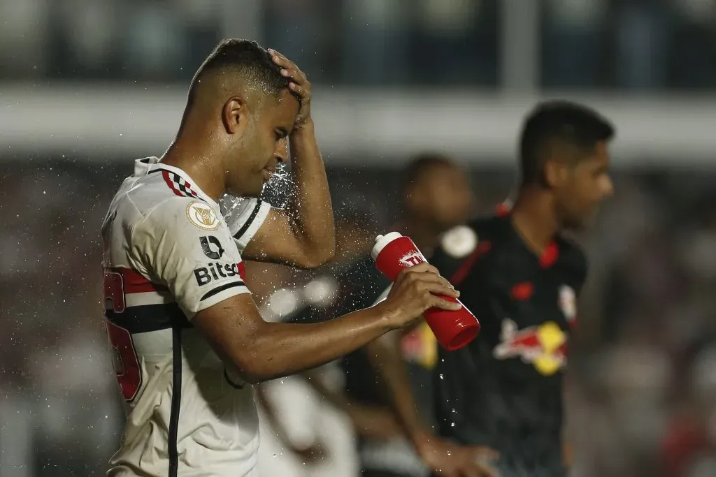 Alisson pelo São Paulo. (Photo by Ricardo Moreira/Getty Images)