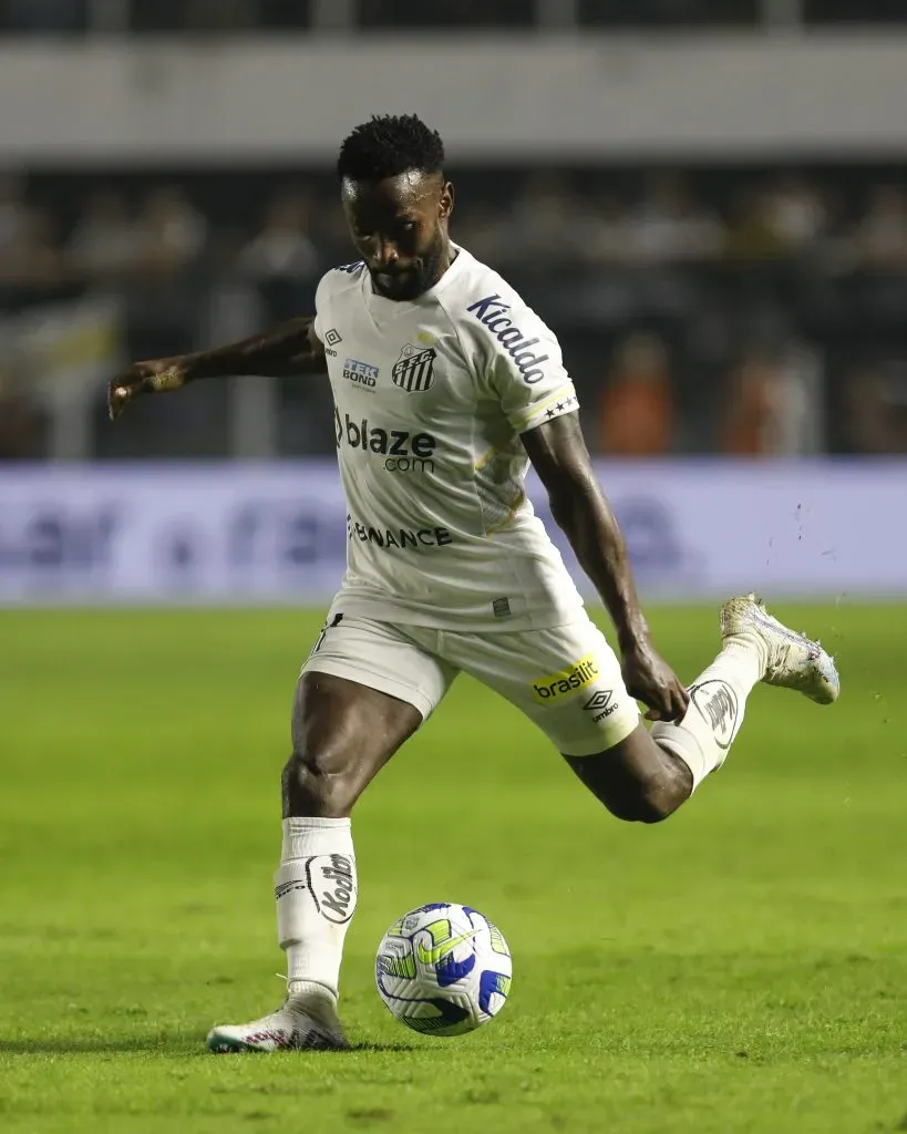 Mendoza interessa ao Millonarios. Foto: Ricardo Moreira/Getty Images