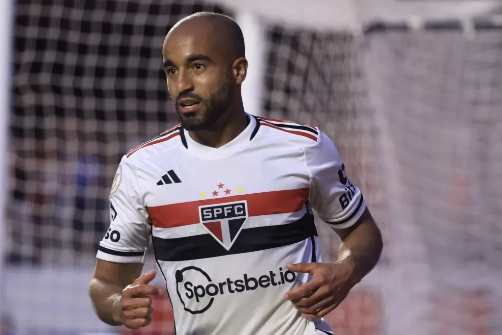 Lucas quer continuar brigando por títulos no São Paulo. Foto: Marcello Zambrana/AGIF