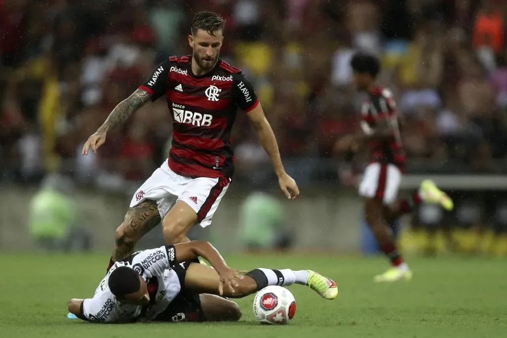 Léo Pereira . (Photo by Buda Mendes/Getty Images)