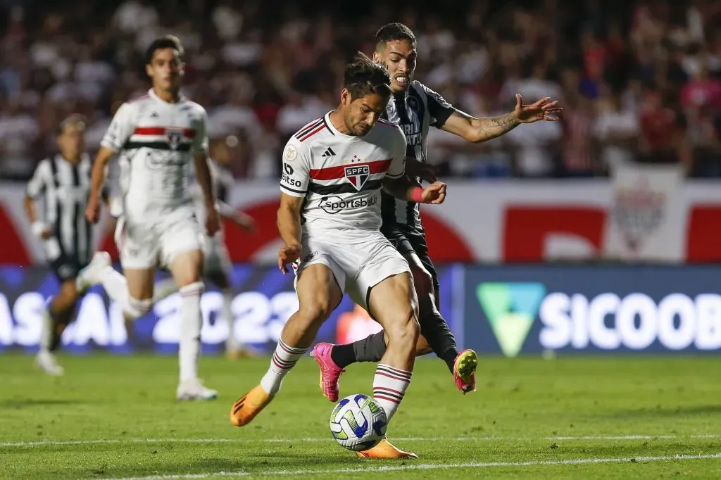 Alexandre Pato em ação pelo São Paulo. (Photo by Ricardo Moreira/Getty Images)