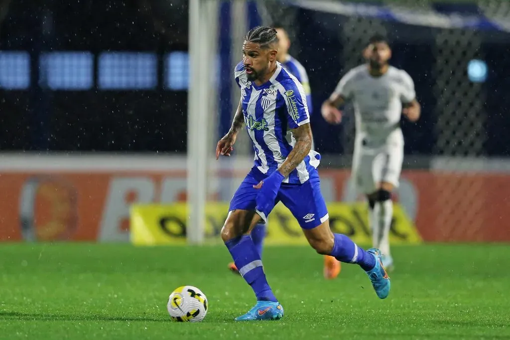 Paolo Guerrero em sua última pasagem pelo Brasil. (Photo by Heuler Andrey/Getty Images)