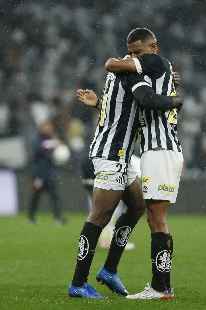 Joaquim é cobiçado no mercado da bola. Foto: Ricardo Moreira/Getty Images