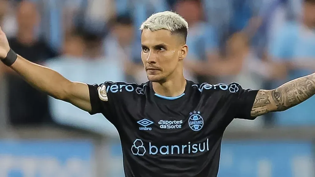 Ferreirinha chega a acordo com clube do Brasileirão. (Photo by Pedro H. Tesch/Getty Images)