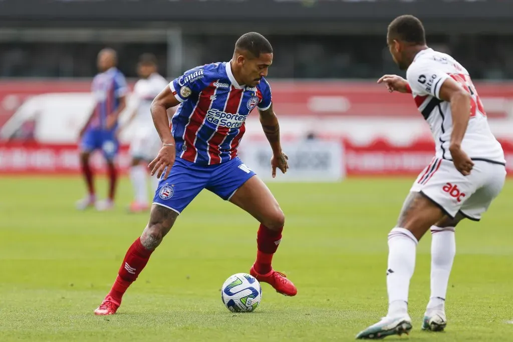 Gilberto, outra surpresa da equipe (Photo by Ricardo Moreira/Getty Images)