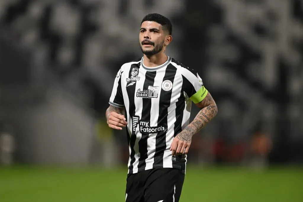 Éver Banega pelo Al-Shabab. (Photo by Michael Regan/Getty Images)