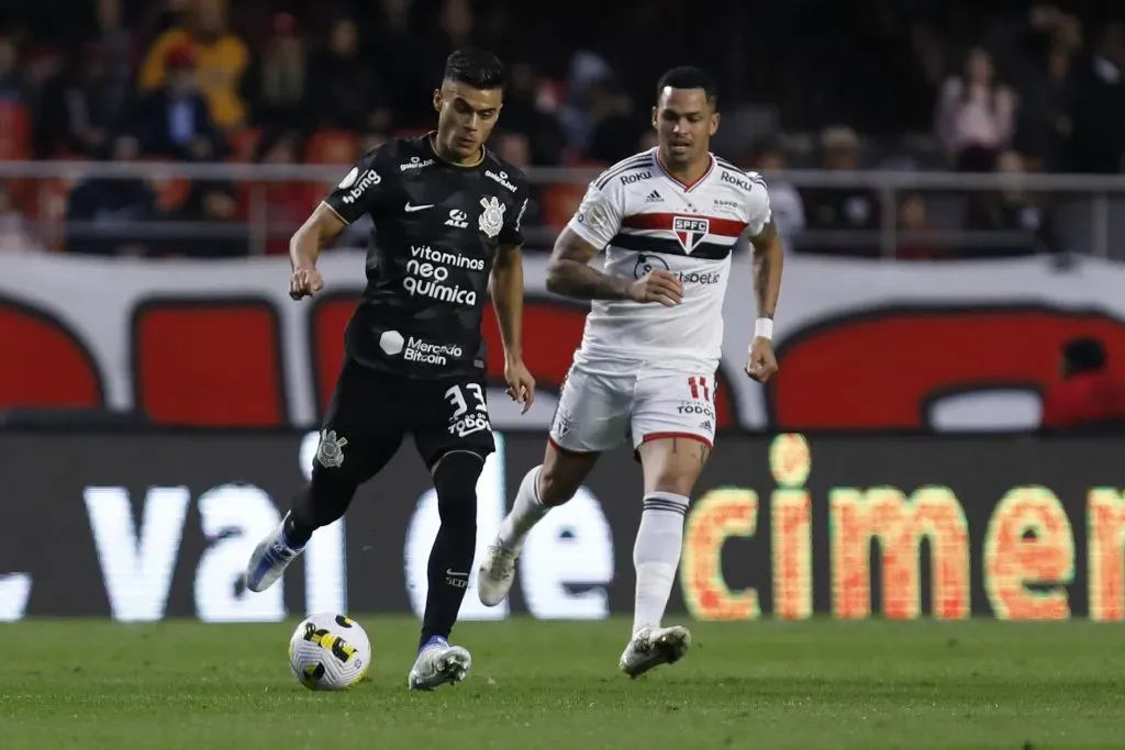 Fausto Vera em ação contra o São Paulo. (Photo by Ricardo Moreira/Getty Images)