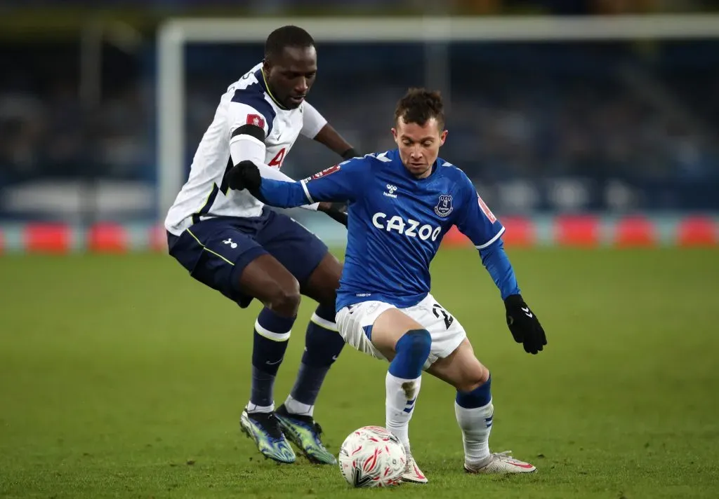 Bernard nos tempos de Everton, jogando na Premier League. (Photo by Clive Brunskill/Getty Images)