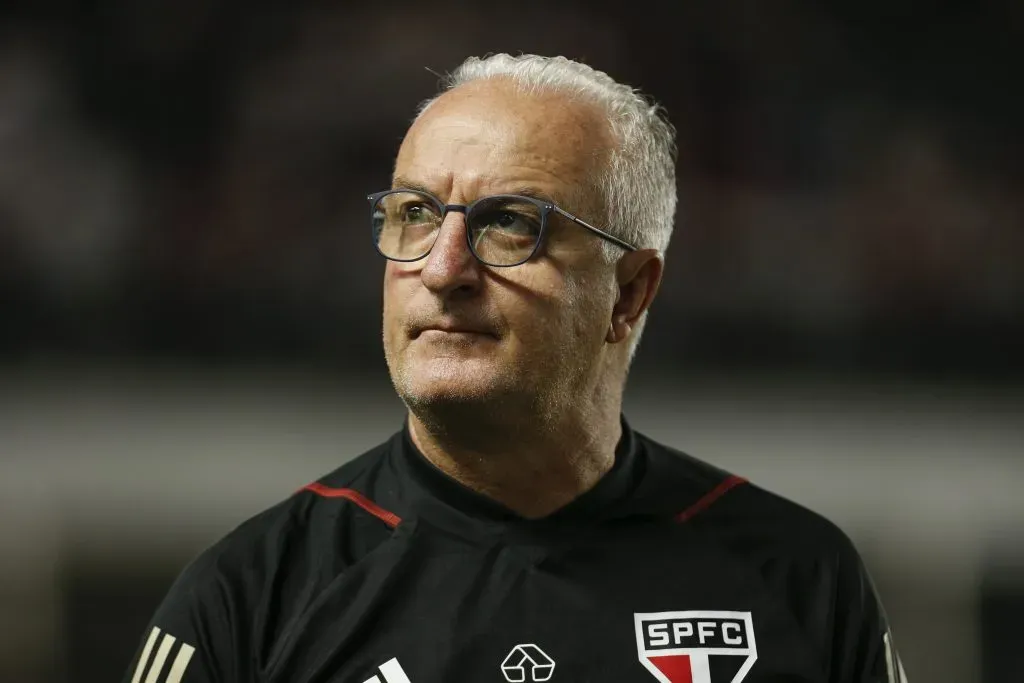 Dorival Júnior, comandante da equipe (Photo by Ricardo Moreira/Getty Images)