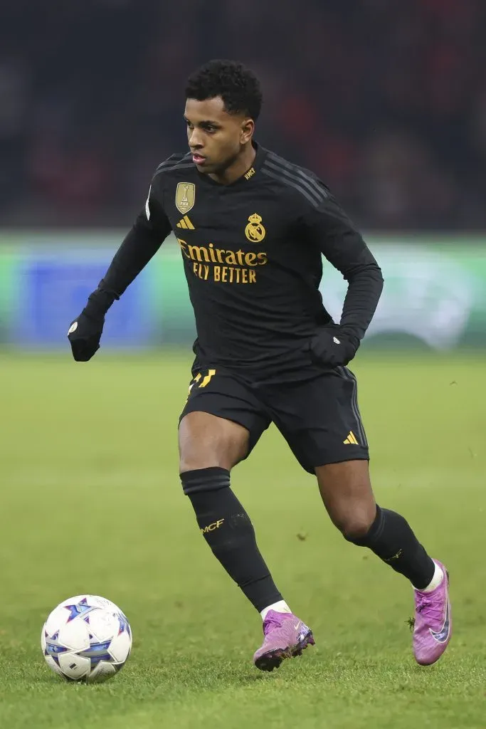 Rodrygo é titular com Carlo Ancelotti no Real Madrid. Foto: Maja Hitij/Getty Images