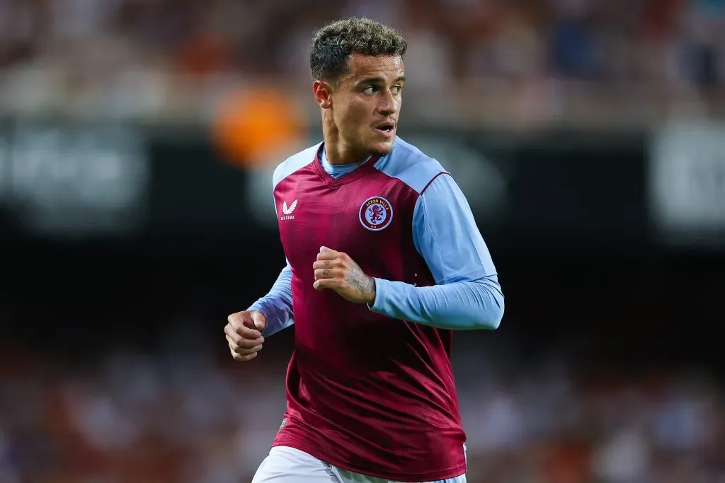 Brasileiro nos tempos de Aston Villa (Photo by Eric Alonso/Getty Images)